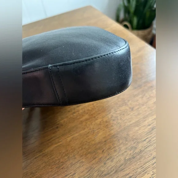 COACH Vintage Legacy Demi Small Hobo Bag - Black Leather 8319 - Picture 8 of 11